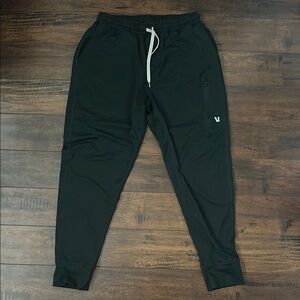 Men's Dark Green Vuori Sunday Performance Jogger